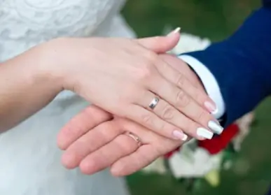 Why Wedding Band Hong Kong Trends Are Shaping Modern Wedding Jewelry